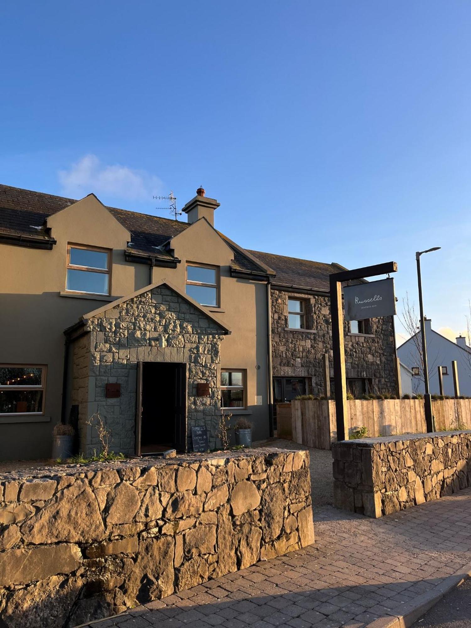 Fiddle + Bow Hotel Doolin Extérieur photo